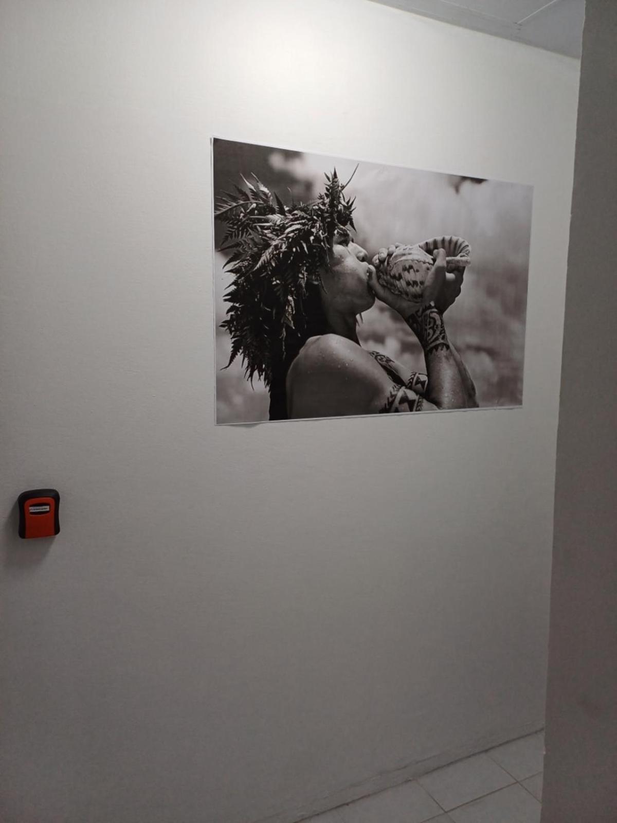 "Hibiscus" City Center Room Papeete  Luaran gambar